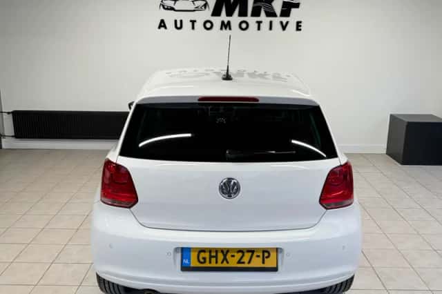 Volkswagen Polo (2013) thumbnail 6