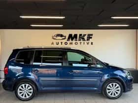 Volkswagen Touran (2011) thumbnail 8