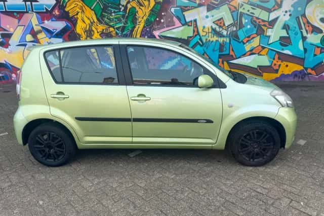 Daihatsu Sirion 2 (2005) thumbnail 3