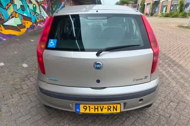 Fiat Punto (2002) thumbnail 5