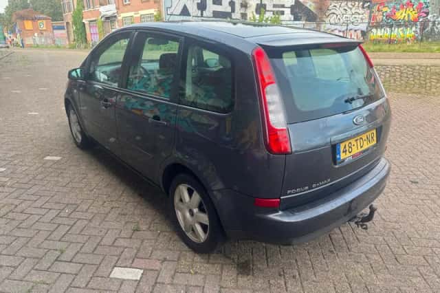 Ford Focus (2006) thumbnail 6