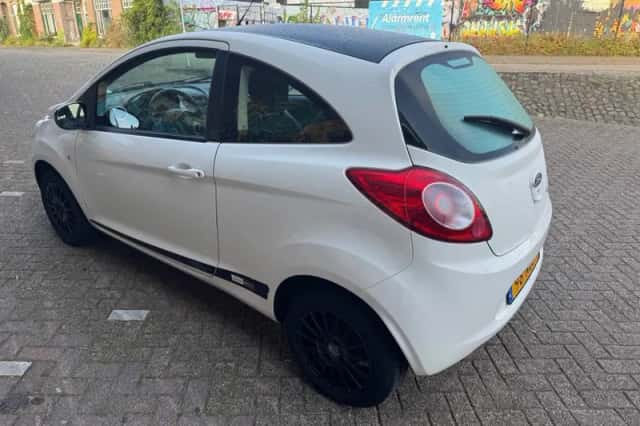 Ford Ka (2010) thumbnail 6