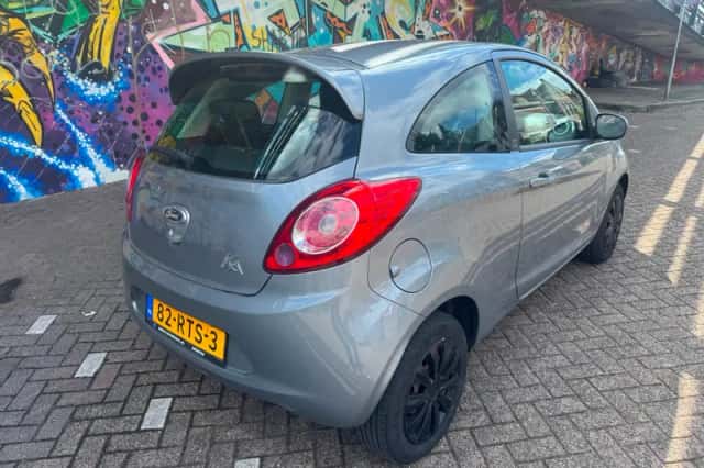 Ford Ka (2011) thumbnail 4
