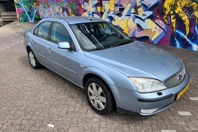 Ford Mondeo (2005) thumbnail 2