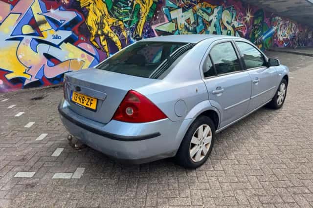 Ford Mondeo (2005) thumbnail 4
