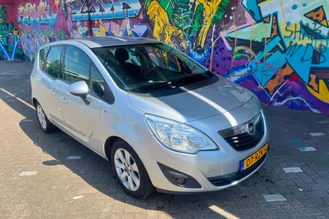 Opel Meriva (2011) thumbnail 2