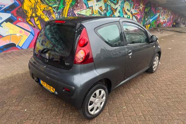 Peugeot 107 (2012) thumbnail 4