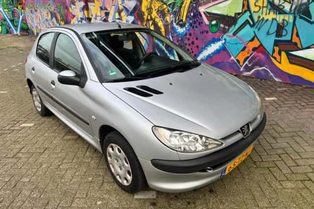Peugeot 206 (2007) thumbnail 1