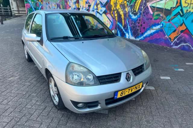 Renault Clio (2007) thumbnail 1