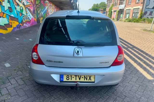Renault Clio (2007) thumbnail 5