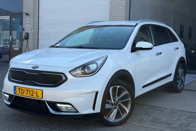 Kia Niro (2018) thumbnail 1
