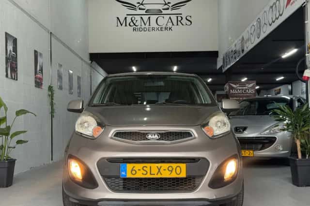 Kia Picanto (2013) thumbnail 5