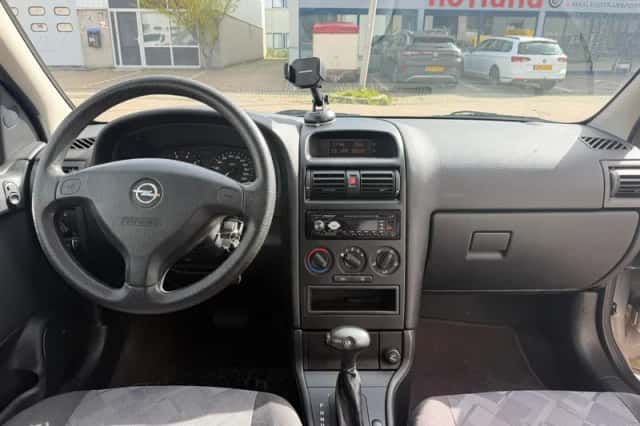 Opel Astra (1999) thumbnail 2