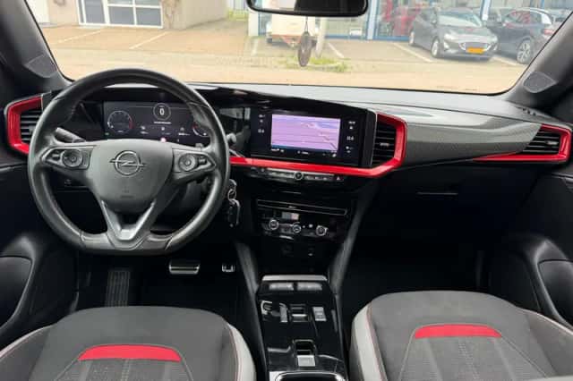Opel Mokka (2023) thumbnail 2
