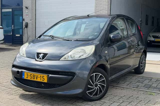 Peugeot 107 (2006) thumbnail 1