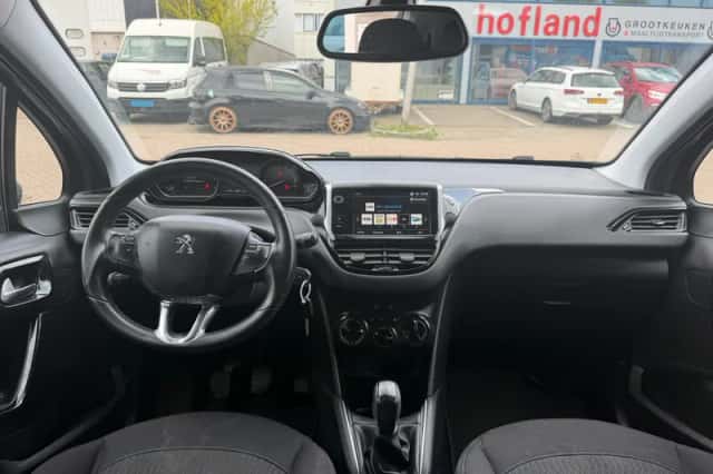 Peugeot 208 (2019) thumbnail 2