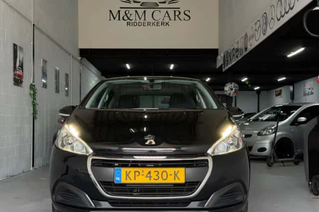 Peugeot 208 (2016) thumbnail 5