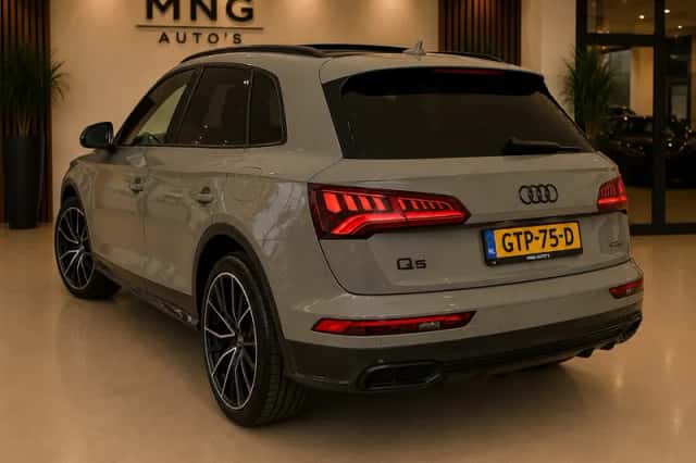 Audi Q5 (2020) thumbnail 3
