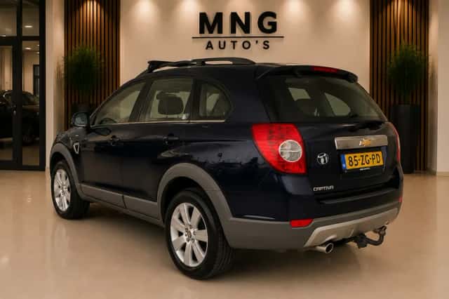 Chevrolet Captiva (2008) thumbnail 3
