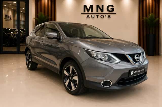 Nissan Qashqai (2015) thumbnail 4