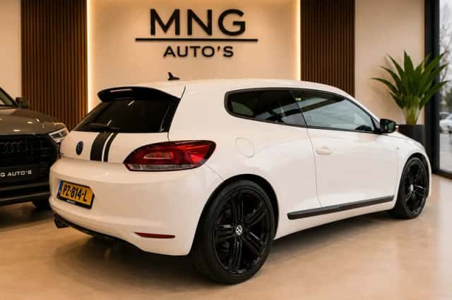 Volkswagen Scirocco (2008) thumbnail 3