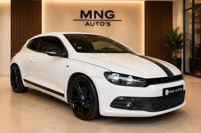 Volkswagen Scirocco (2008) thumbnail 4