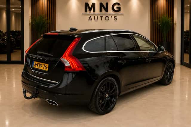 Volvo V60 (2013) thumbnail 3