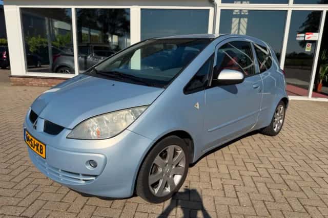 Mitsubishi Colt (2006) thumbnail 1