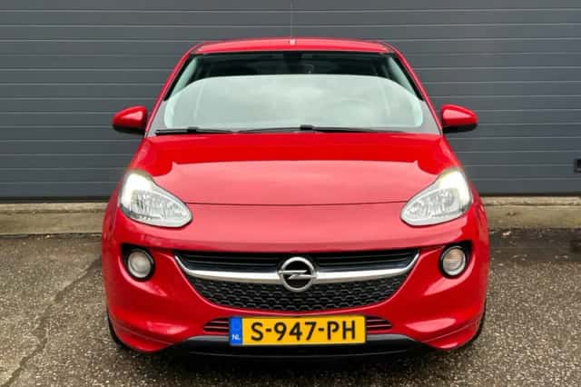 Opel Adam (2017) thumbnail 4