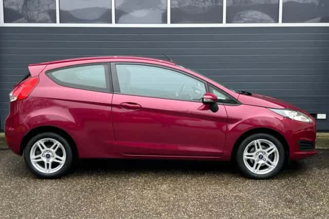 Ford Fiesta (2013) thumbnail 5