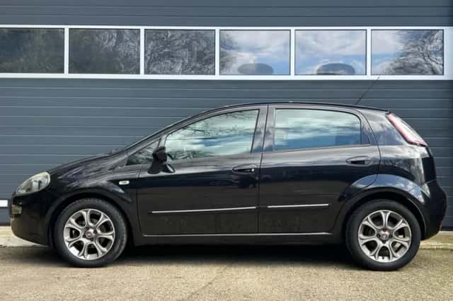 Fiat Punto (2012) thumbnail 3