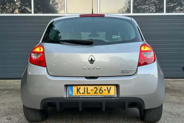 Renault Clio (2008) thumbnail 6