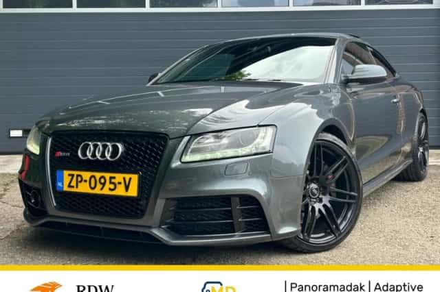 Audi RS 5 (2011) thumbnail 1