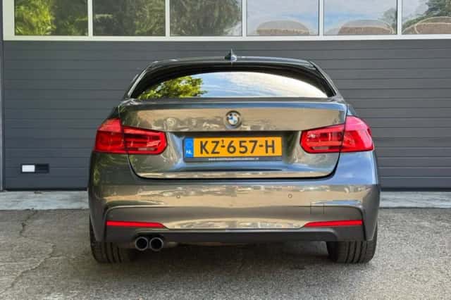 BMW 3-Serie (2016) thumbnail 4