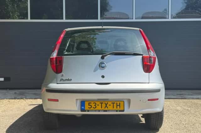 Fiat Punto (2007) thumbnail 4
