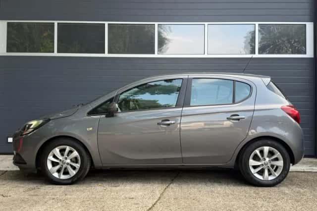 Opel Corsa (2016) thumbnail 3