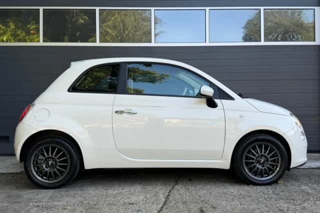 Fiat 500 (2014) thumbnail 3