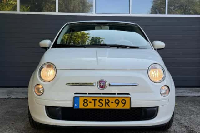 Fiat 500 (2014) thumbnail 4