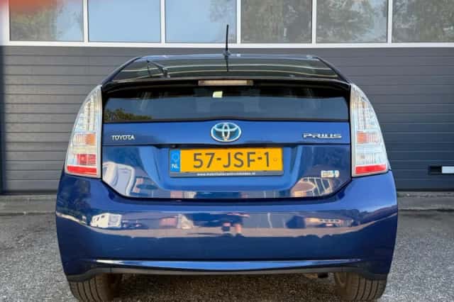 Toyota Prius (2009) thumbnail 4