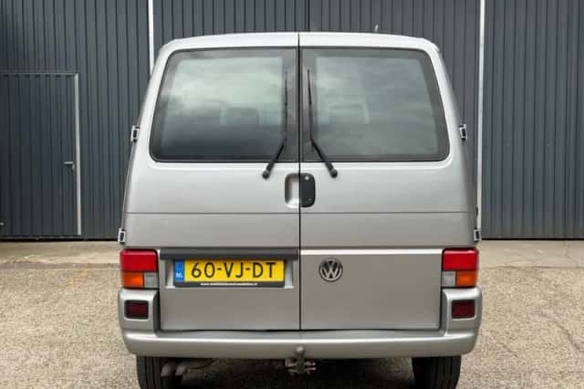 Volkswagen Transporter (1999) thumbnail 6