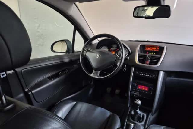 Peugeot 207 (2007) thumbnail 6