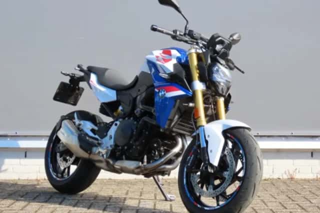 BMW F 900 R (2024) thumbnail 4