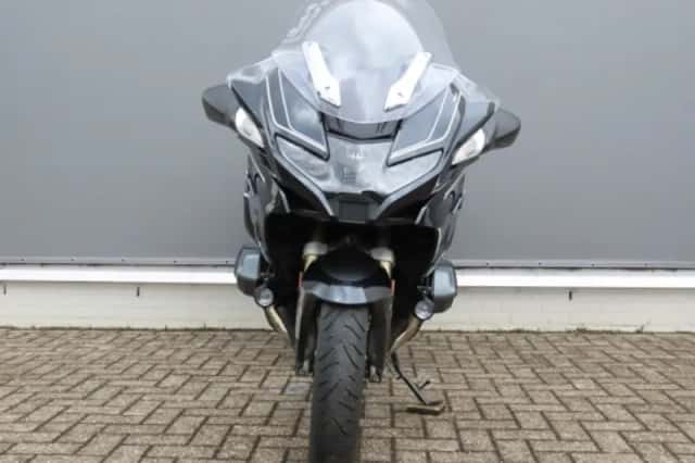 BMW R 1250 RT (2023) thumbnail 3