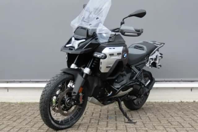 BMW R 1300 GS Adventure (2024) thumbnail 2