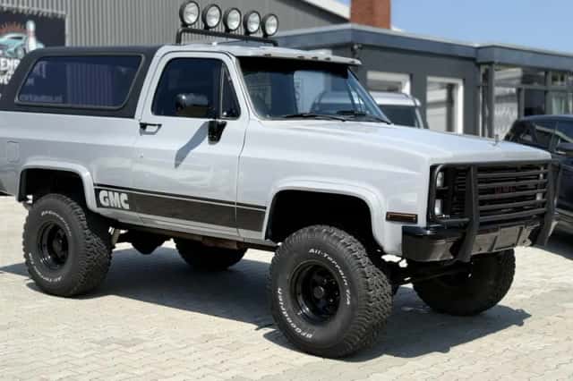 GMC Jimmy (1987) thumbnail 2