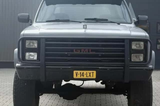 GMC Jimmy (1987) thumbnail 6
