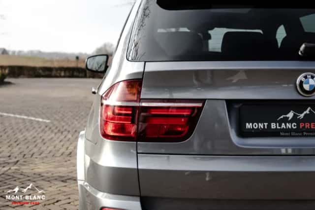 BMW X5m (2011) thumbnail 12