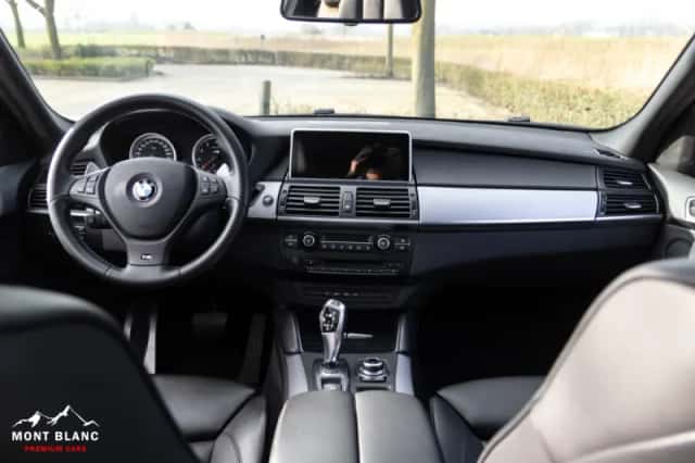 BMW X5m (2011) thumbnail 34