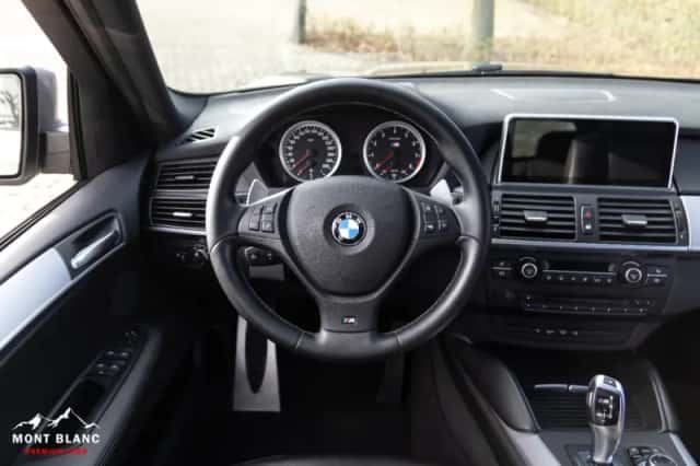 BMW X5m (2011) thumbnail 36