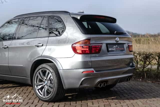 BMW X5m (2011) thumbnail 10